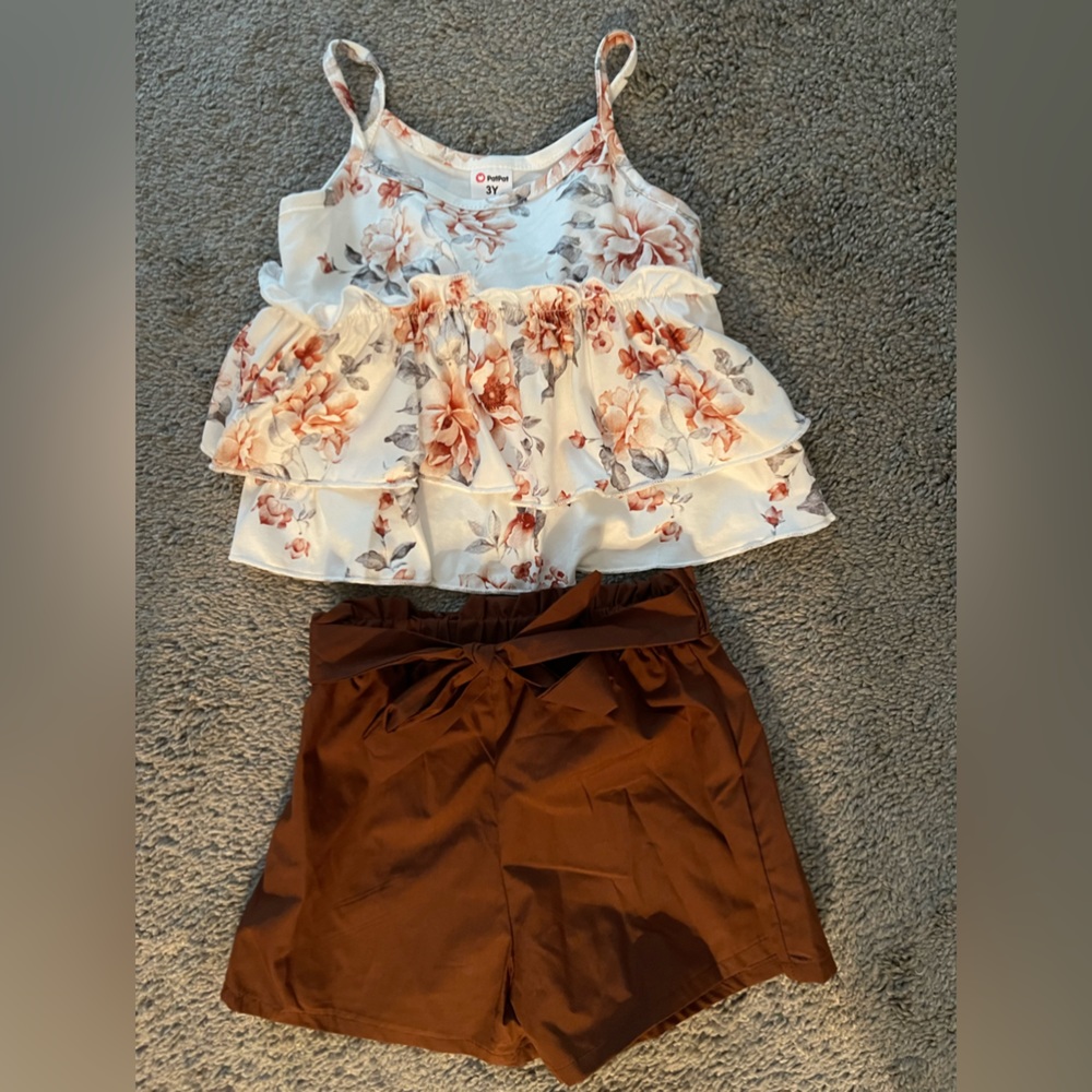 Brown 3t short and top
